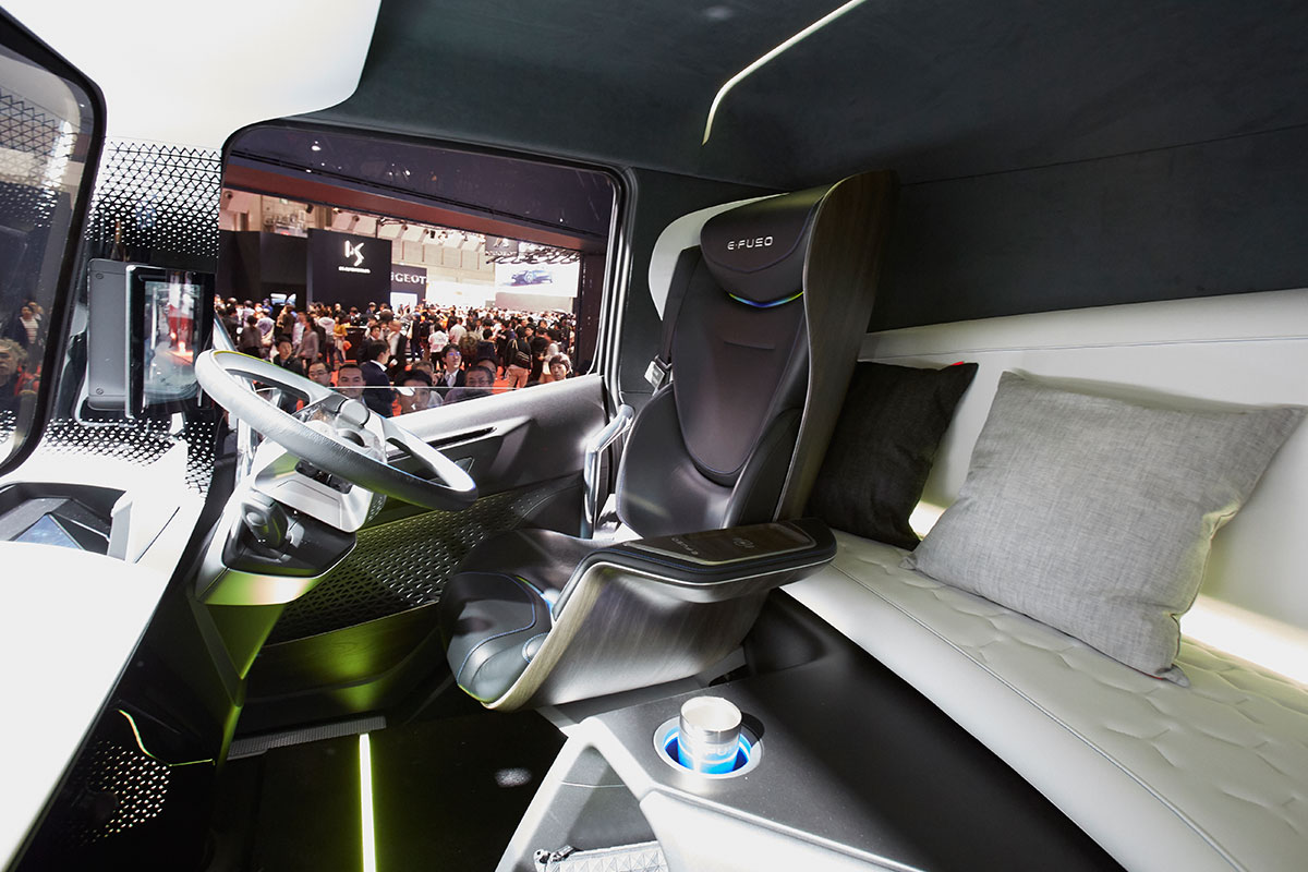 東京モーターショー2017 E-FUSO