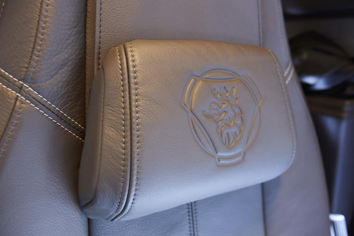 東京モーターショー2017 スカニア　ヘッドレスト