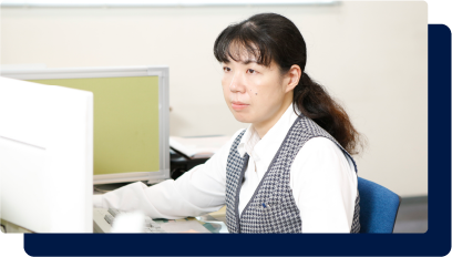 管理本部 販売業務部 課長 Y・I